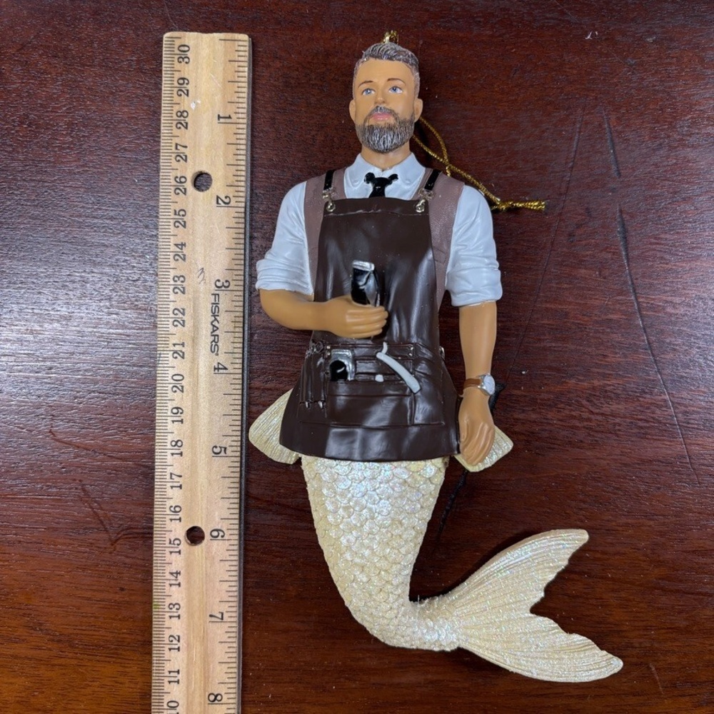 December Diamonds Fresh Cut Merman Barber Christmas Ornament 2022 New in Box - Picture 6 of 6